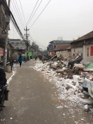 永丰屯主街的违建清运
